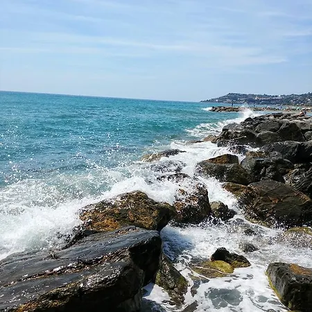 Tipica Casa Oasi Rustico Ligure Borgomaro